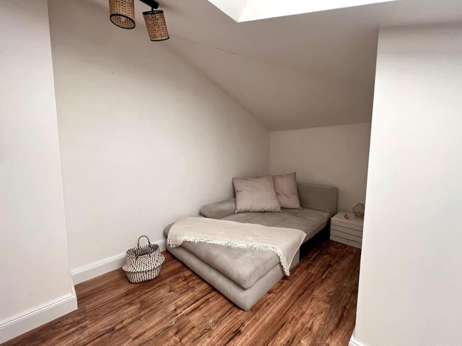 Bali Home Stylische Wohnung Mit Terrasse 쇼네펠드 외부 사진